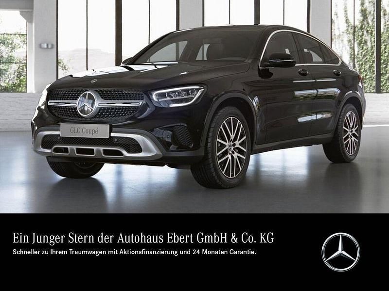 Gebraucht Mercedes GLC300e Business 211 PS (155 kW) 2021 Schwarz Limousine