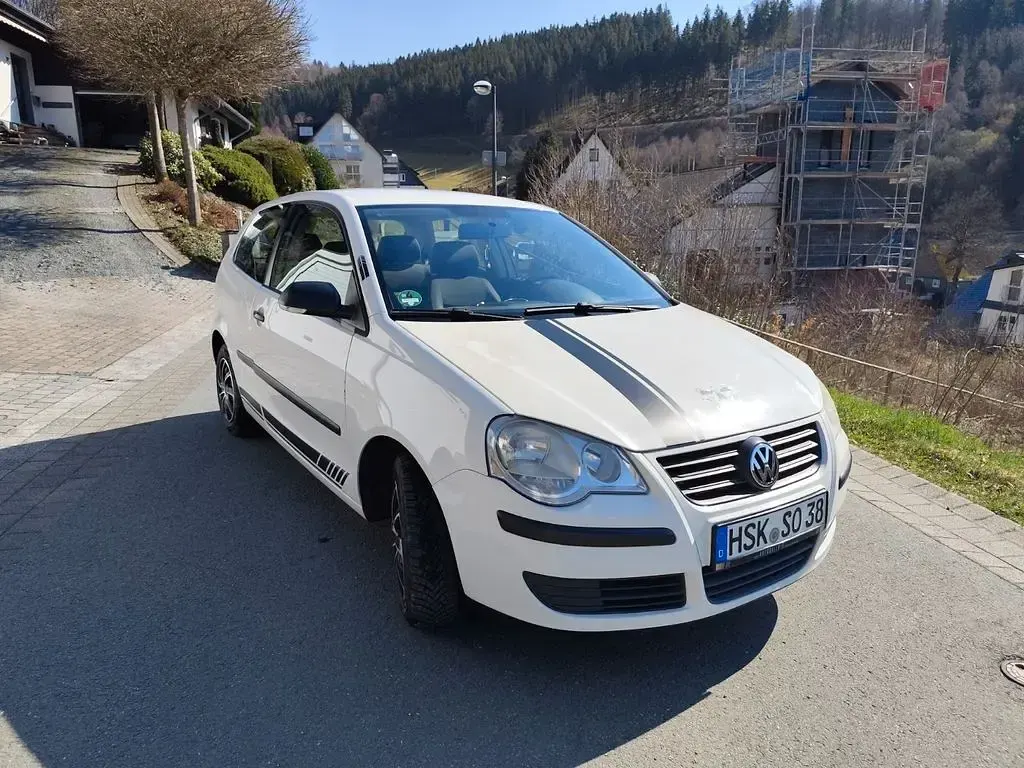 Gebraucht VW Polo Trendline 60 PS (44 kW) 2008 Weiß Kleinwagen