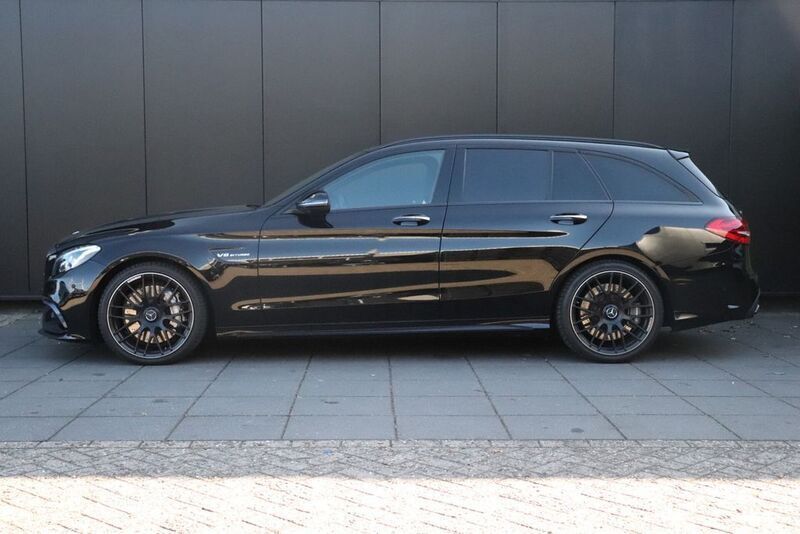 Schwarz Gebraucht 2018 Mercedes C63 AMG AMG Kombi | 44.750 € (Fairer Preis) - Bild 1/4