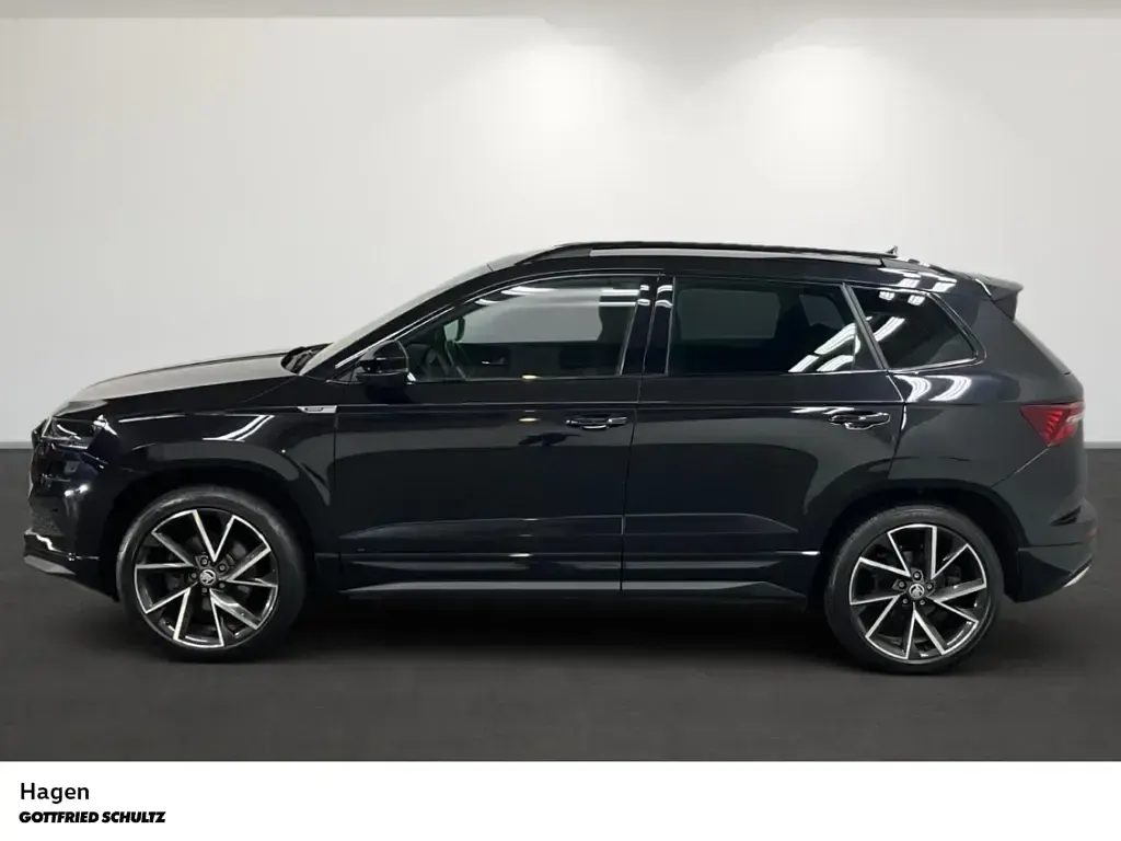 Gebraucht Skoda Karoq SportLine 190 PS (139 kW) 2023 Schwarz SUV