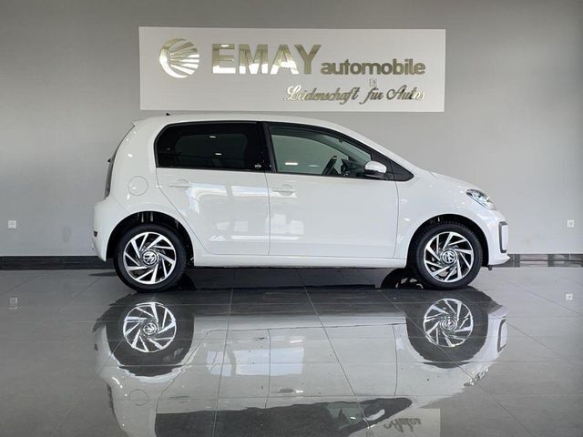 Gebraucht VW up! Sound 75 PS (55 kW) 2017 Weiß Kleinwagen