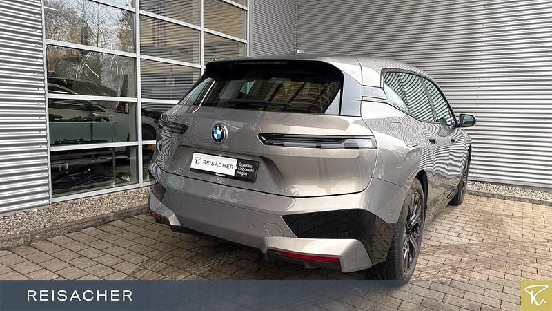 Gebraucht BMW iX Performance 239 kW (326 PS) 2024 Oxidgrau ii metallic SUV