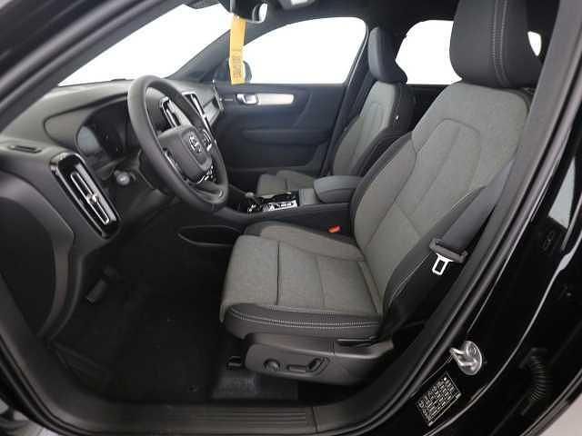 Gebraucht Volvo XC40 120 PS (88 kW) 2025 SUV