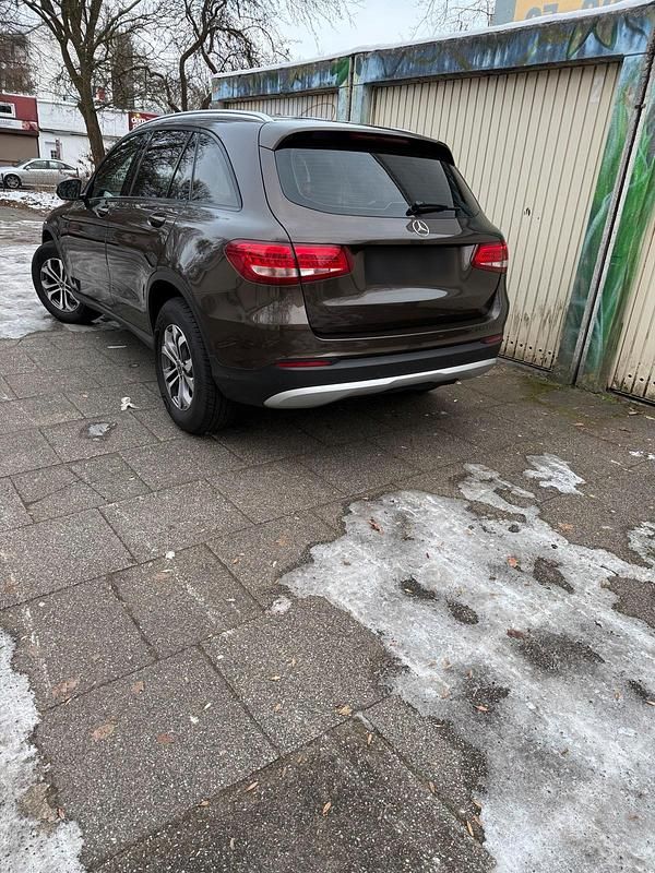 Gebraucht Mercedes GLC220 2017 Braun SUV