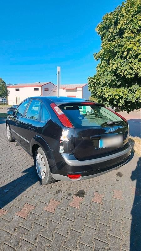 Schwarz Gebraucht 2007 Ford Focus Style Coupé | 950 € (Superpreis) - Bild 1/4