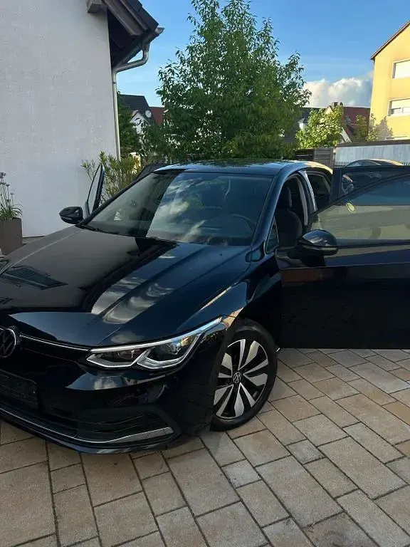 Gebraucht VW Golf VIII Move 150 PS (110 kW) 2023 Schwarz Limousine