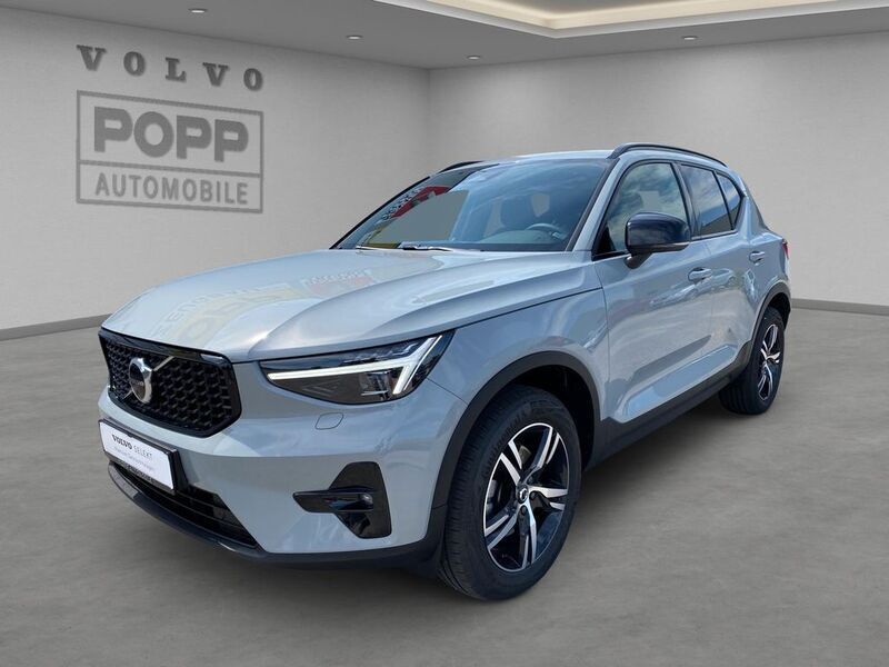 Vapour grey / metallic Gebraucht 2024 Volvo XC40 Plus SUV | 36.940 € (Fairer Preis) - Bild 1/4