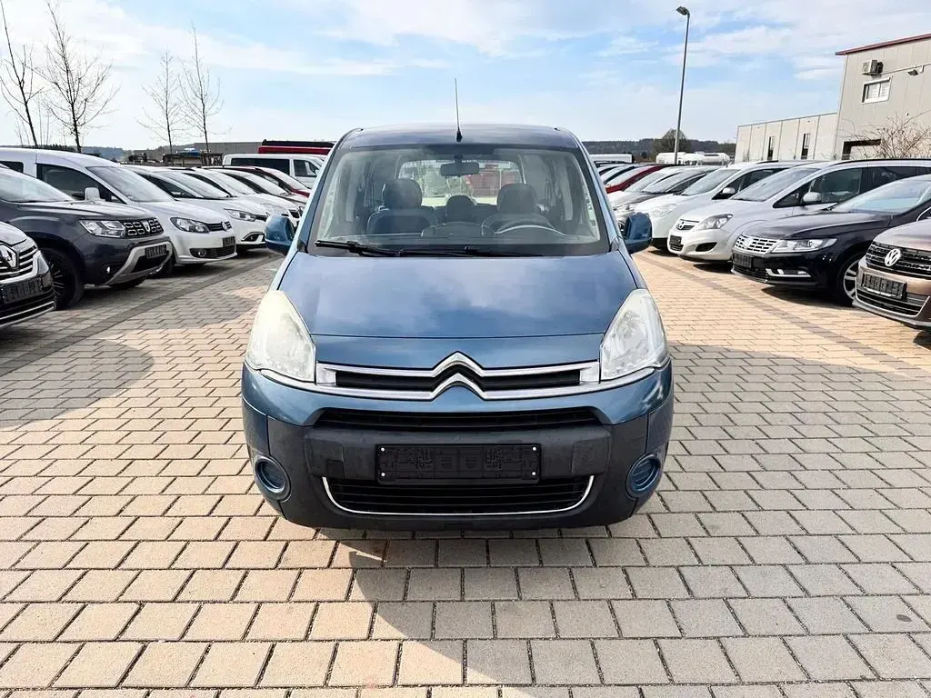 Gebraucht Citroën Berlingo Tendance 120 PS (88 kW) 2014 Blau Van / Kleinbus