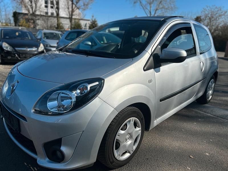 Gebraucht Renault Twingo 74 PS (54 kW) 2010 Silber Kleinwagen