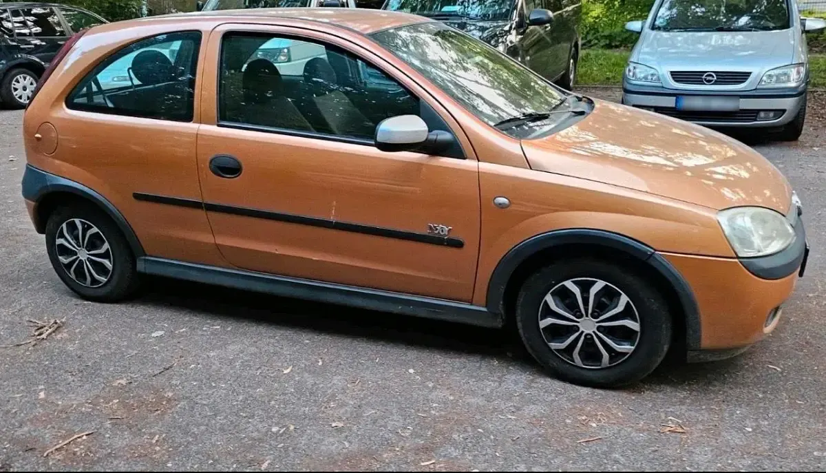 Gebraucht Opel Corsa 75 PS (55 kW) 2003 Orange Kleinwagen