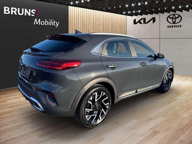 Second-hand Kia XCeed Comfort 140 CP (102 kW) 2025 Gri SUV