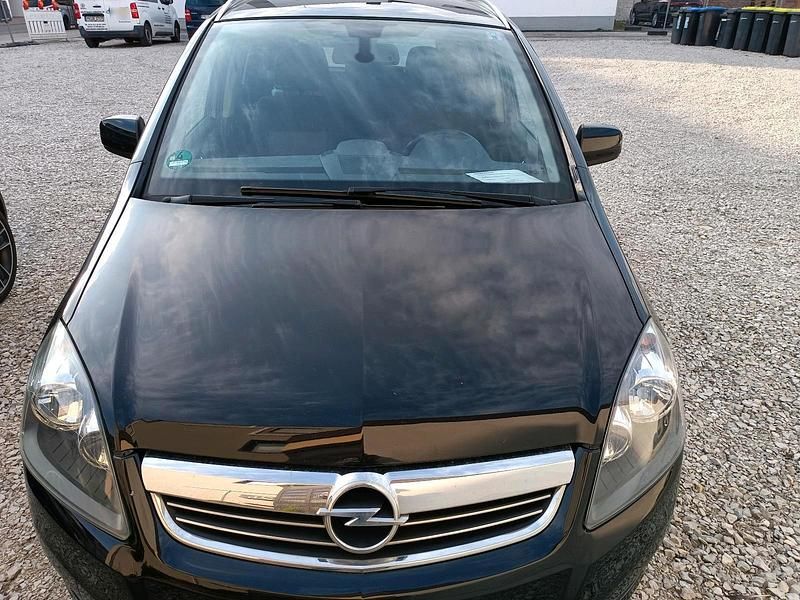 Gebraucht Opel Zafira 2011 Schwarz Van / Kleinbus