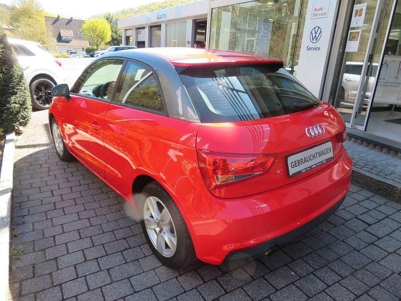 Second-hand Audi A1 95 CP (69 kW) 2015 Roșu Hatchback