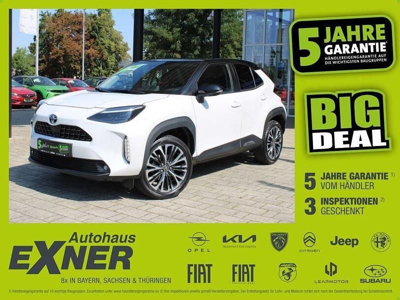 Weiss Gebraucht 2022 Toyota Yaris Hybrid | 25.490 € (Guter Preis) - Bild 1/4