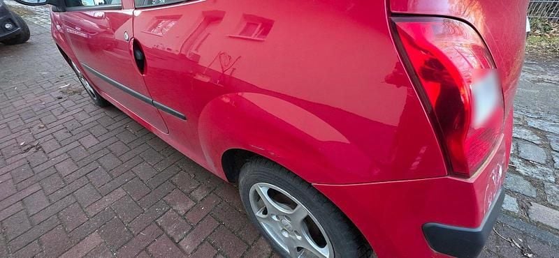 Gebraucht Renault Twingo 60 PS (44 kW) 2008 Rot Kleinwagen