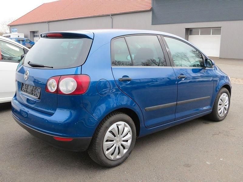 Gebraucht VW Golf IV Trendline 116 PS (85 kW) 2005 Blau Limousine