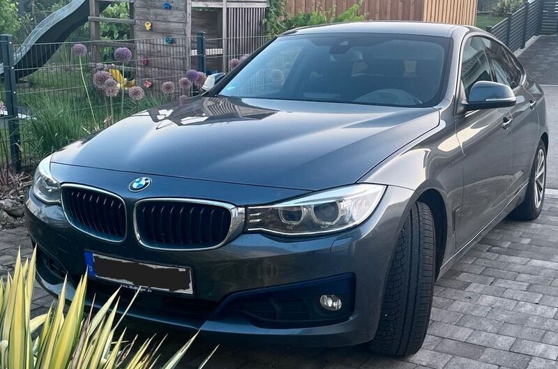 Grau Gebraucht 2015 BMW 320 Gran Turismo Sport Line Limousine | 11.900 € (Superpreis) - Bild 1/4