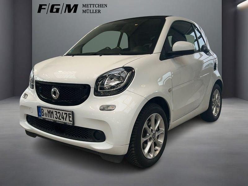 Weiß Gebraucht 2019 Smart ForTwo Electric Drive Passion Coupé | 10.170 € (Fairer Preis) - Bild 1/4