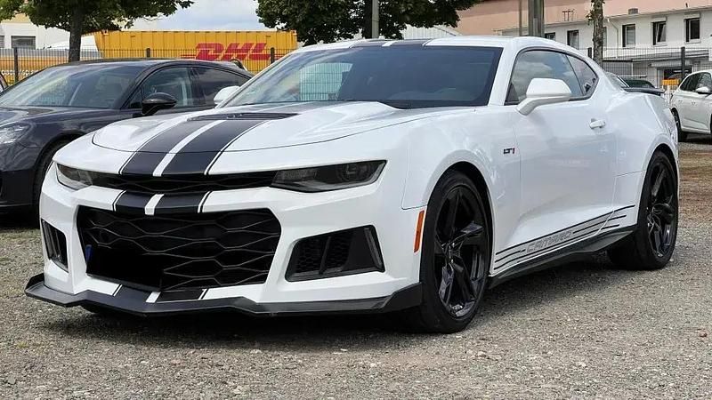 Gebraucht Chevrolet Camaro 461 PS (339 kW) 2021 Weiß Coupé