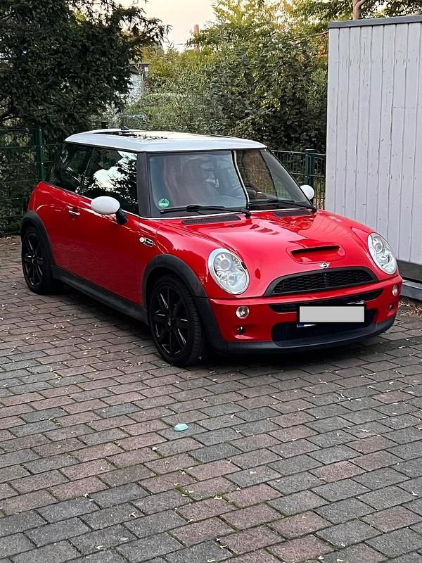 Rot Gebraucht 2006 Mini Cooper S Coupé Coupé | 6.000 € - Bild 1/4