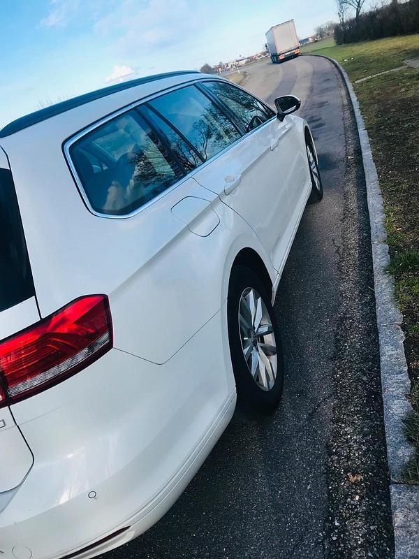 Gebraucht VW Passat 150 PS (110 kW) 2015 Kombi