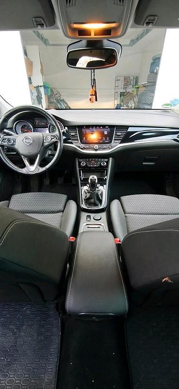 Gebraucht Opel Astra 136 PS (100 kW) 2019 Schwarz Kombi