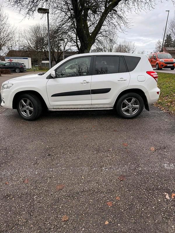 Gebraucht Toyota RAV4 150 PS (110 kW) 2013 Weiß SUV