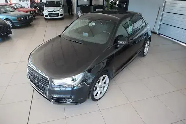 Gebraucht Audi A1 Sportback Ambition 122 PS (89 kW) 2013 Schwarz Kleinwagen