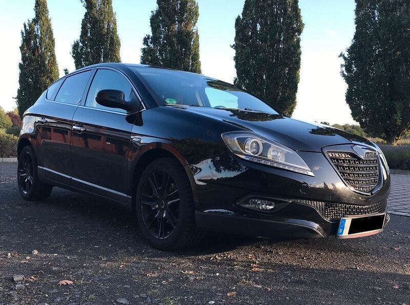 Gebraucht Lancia Delta Silver 120 PS (88 kW) 2011 Schwarz Kleinwagen