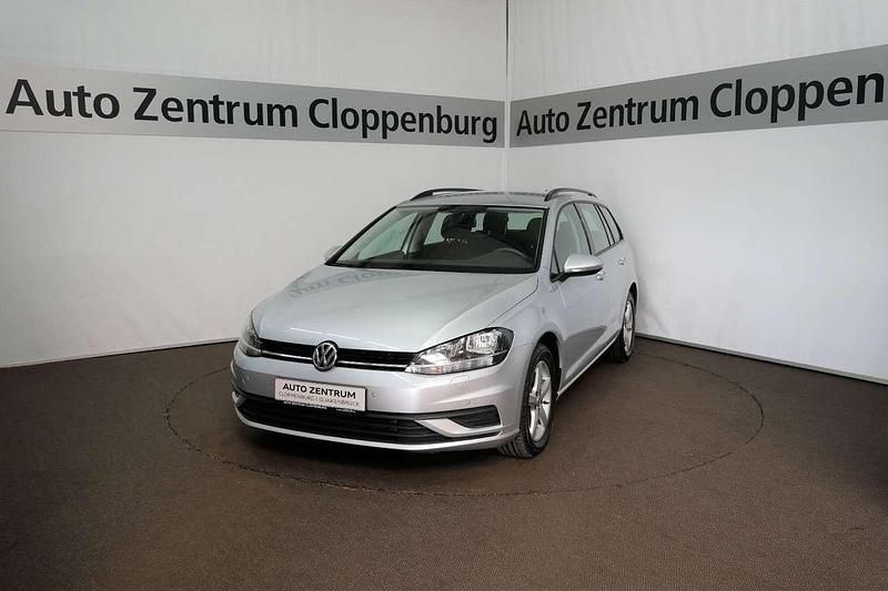 Silber Gebraucht 2020 VW Golf VII Kombi | 14.950 € (Guter Preis) - Bild 1/4