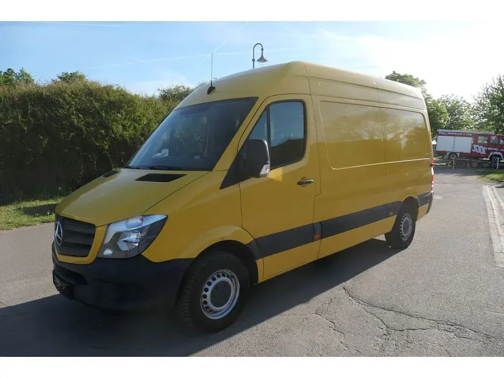 Usata Mercedes Sprinter 143 CV (105 kW) 2017 Giallo Furgone