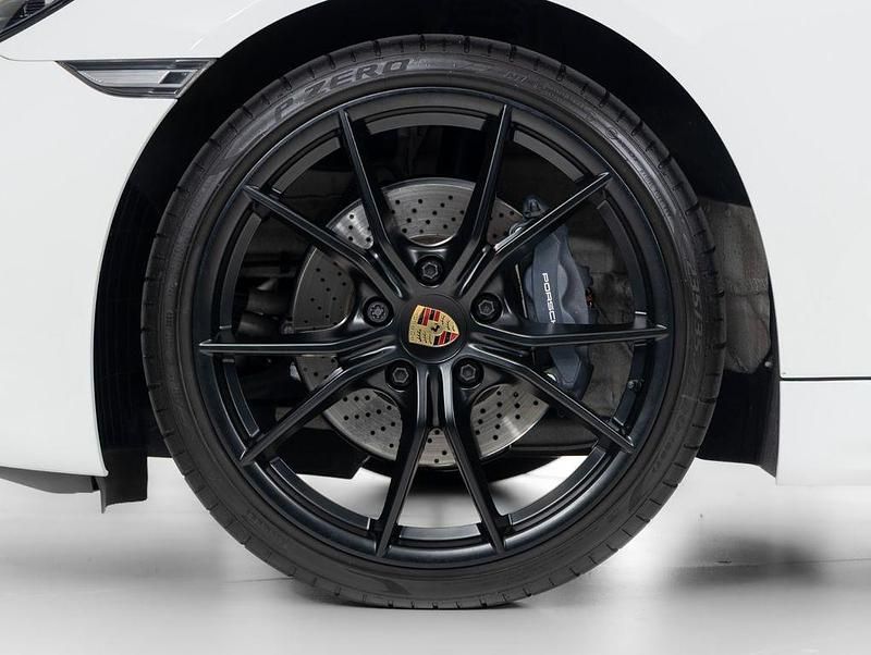 Gebraucht Porsche 718 Boxster 299 PS (219 kW) 2023 Weiß Cabrio