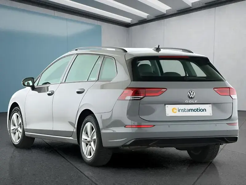Gebraucht VW Golf VIII 150 PS (110 kW) 2022 Grau Kombi