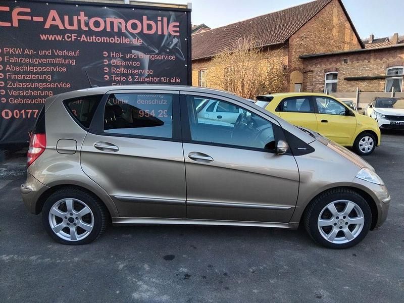 Gebraucht Mercedes A200 Elegance 136 PS (100 kW) 2005 Braun Van / Kleinbus