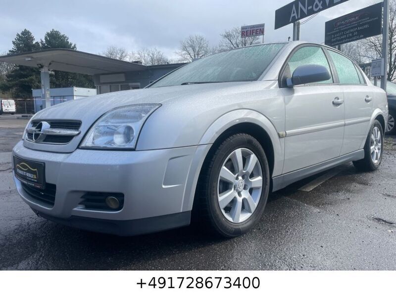 Silber Gebraucht 2004 Opel Vectra Limousine | 2.500 € (Etwas zu teuer) - Bild 1/4