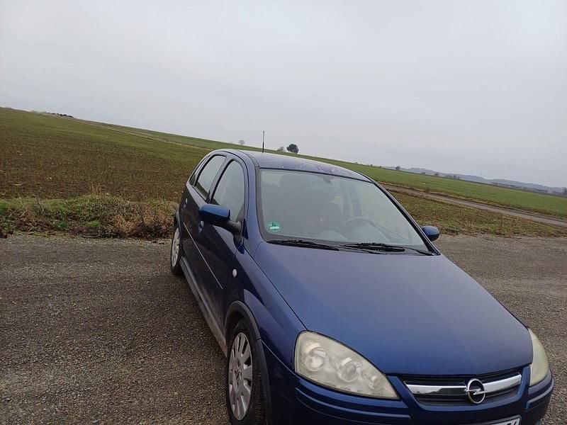 Blau Gebraucht 2004 Opel Corsa Kleinwagen | 680 € (Guter Preis) - Bild 1/4