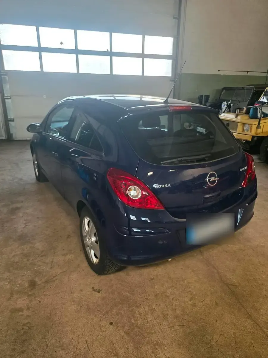 Gebraucht Opel Corsa 69 PS (50 kW) 2010 Blau Kleinwagen