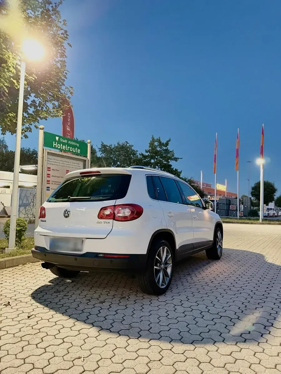 Gebraucht VW Tiguan 140 PS (102 kW) 2009 Weiß SUV