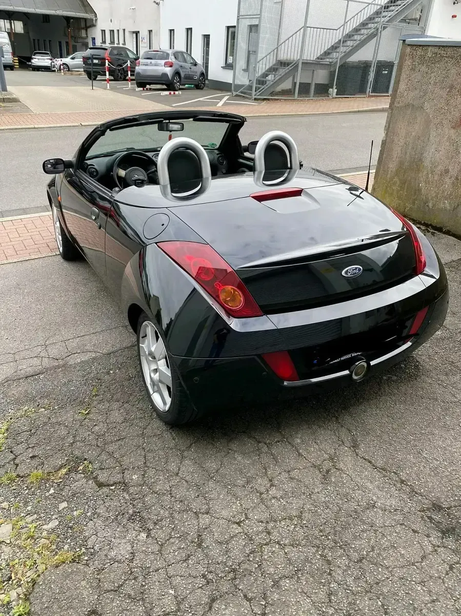 Gebraucht Ford StreetKa 95 PS (69 kW) 2004 Schwarz Cabrio