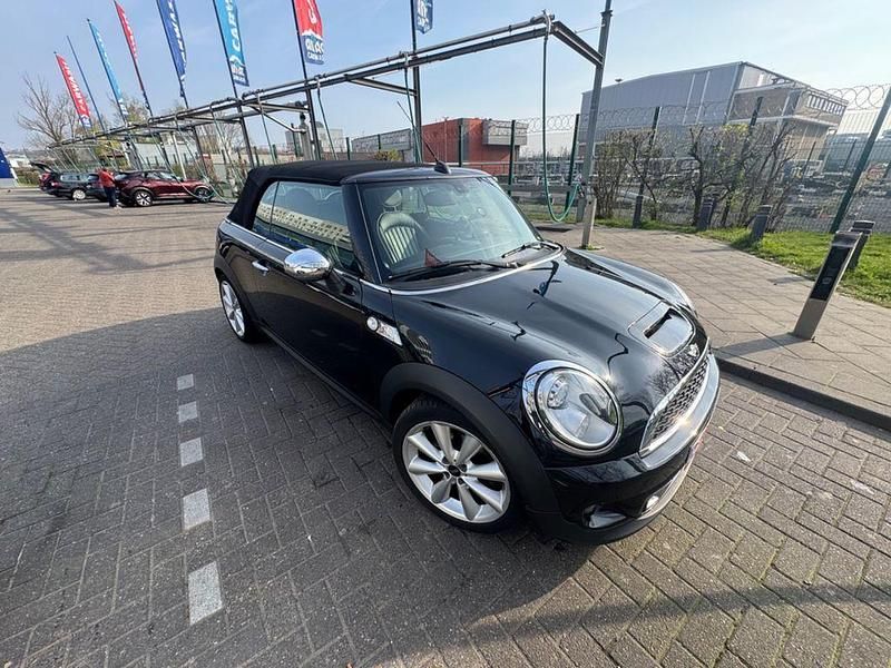 Gebraucht Mini Cooper SD 143 PS (105 kW) 2013 Schwarz Kleinwagen