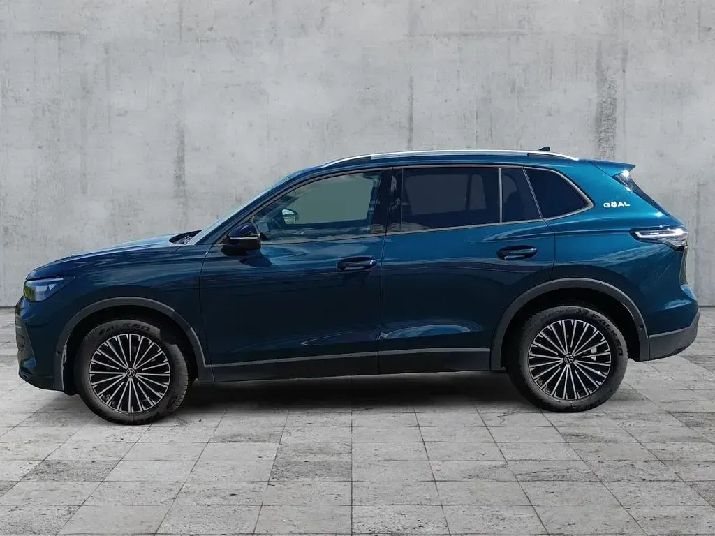 Gebraucht VW Tiguan Goal 131 PS (96 kW) 2025 Blau SUV