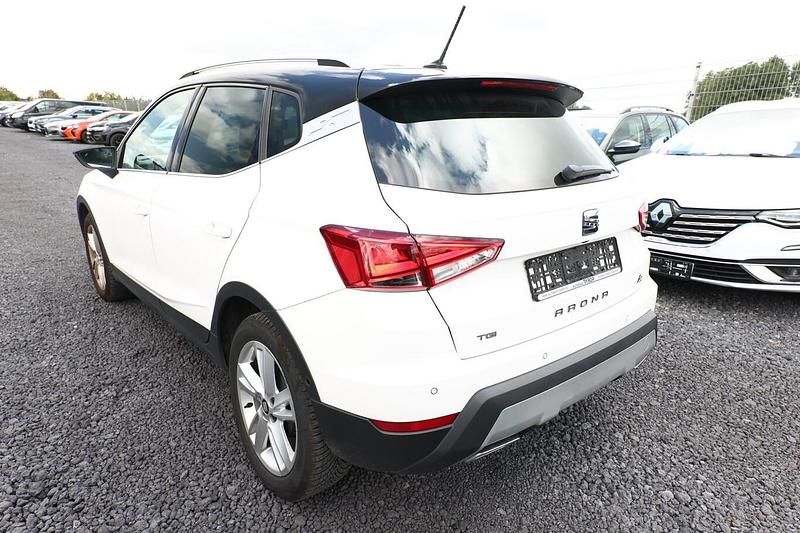 Gebraucht Seat Arona FR 90 PS (66 kW) 2020 Candy white / dach: schwarz SUV