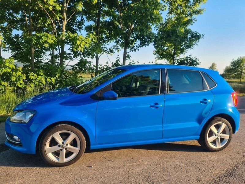 Blau Gebraucht 2014 VW Polo Comfortline Kleinwagen | 6.500 € (Superpreis) - Bild 1/4