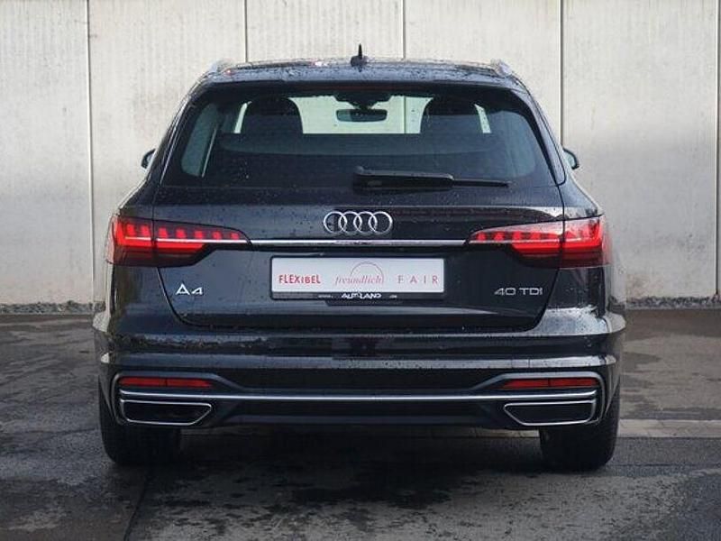 Gebraucht Audi A4 Sport 190 PS (139 kW) 2019 Mythosschwarz metallic Kombi