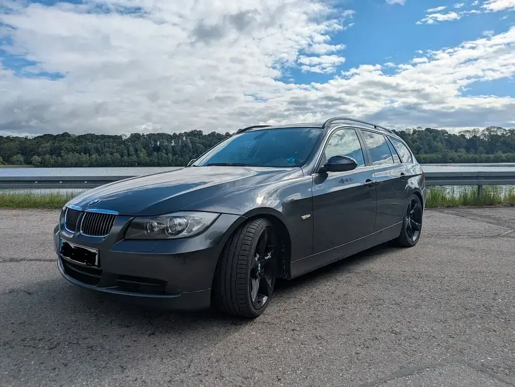 Brugt BMW 325 Performance 218 HK (160 kW) 2007 Grå Stationcar