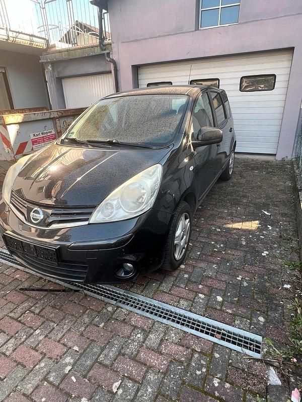 Gebraucht Nissan Note 87 PS (63 kW) 2010 Schwarz Kleinwagen