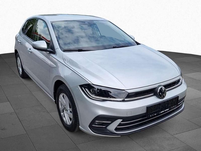 Gebraucht VW Polo IQ Drive 95 PS (69 kW) 2024 Silber Limousine