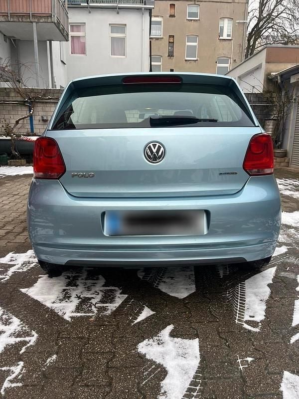 Gebraucht VW Polo 75 PS (55 kW) 2014 Blau Kleinwagen