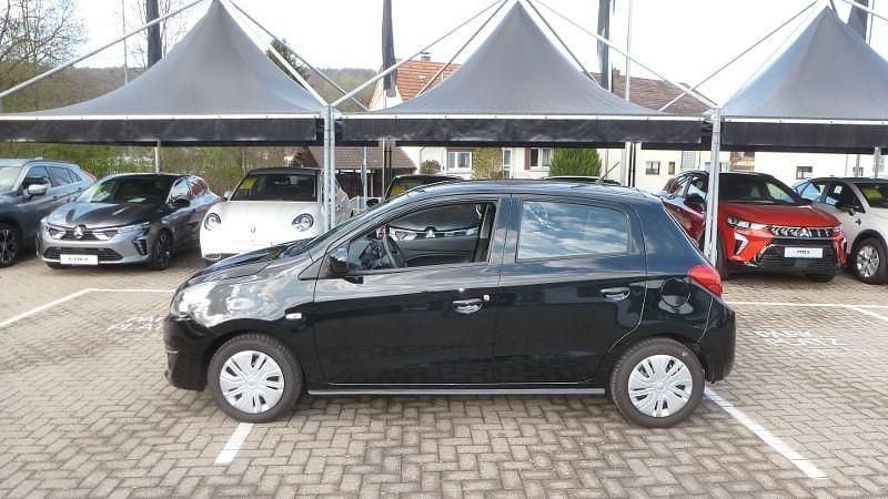 Second-hand Mitsubishi Space Star Active 71 CP (52 kW) 2019 Negru Hatchback