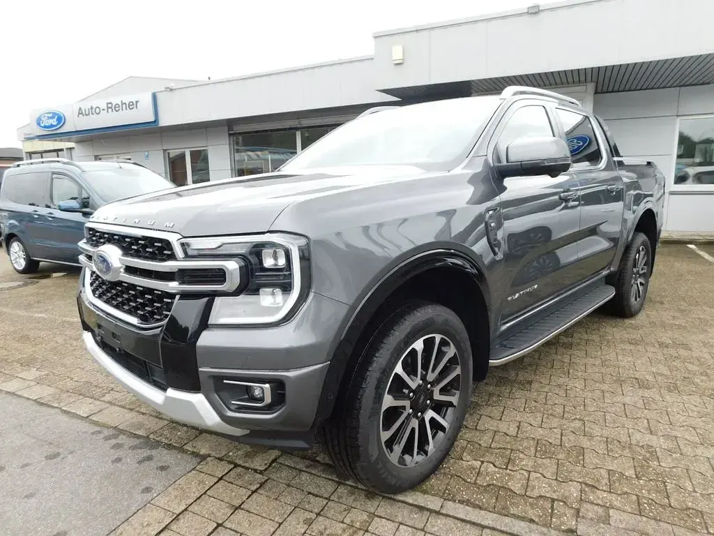 Neu Ford Ranger Platinum 241 PS (177 kW) 2026 Grau Pickup